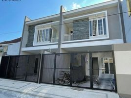 3 Habitación Villa en venta en Rungkut, East Jawa, Rungkut