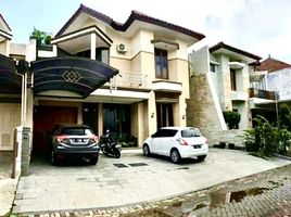 5 Bedroom Villa for sale in Mulyorejo, Surabaya, Mulyorejo