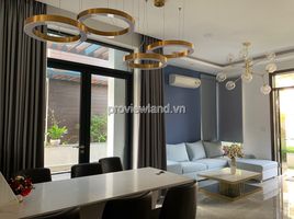 4 Phòng ngủ Nhà mặt tiền for sale in Phú Hữu, Quận 9, Phú Hữu