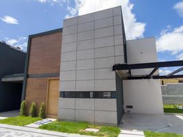 3 Habitación Villa en venta en Cumbaya, Pichincha, Cumbaya