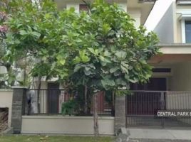 4 Kamar Rumah for sale in Gayungan, Surabaya, Gayungan