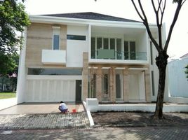 5 Bedroom House for sale in Lakarsantri, East Jawa, Lakarsantri