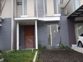 2 Kamar Rumah for rent in Lakarsantri, Surabaya, Lakarsantri