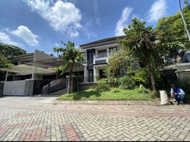 5 Bedroom House for sale in Dukuhpakis, Surabaya, Dukuhpakis