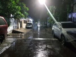 12 Habitación Casa en venta en Gubeng, East Jawa, Gubeng