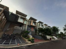 4 Bedroom Villa for sale in Pamulang, Tangerang, Pamulang