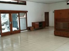 4 Bedroom House for sale in Kenjeran, Surabaya, Kenjeran