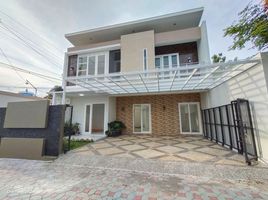 3 침실 주택을(를) Depok, 슬레먼에서 판매합니다., Depok