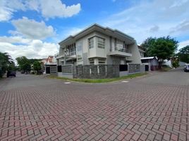 7 Bedroom House for sale in Lakarsantri, East Jawa, Lakarsantri