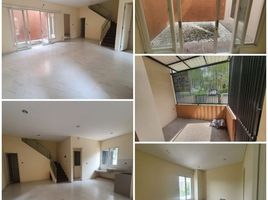 4 Habitación Casa en venta en Lakarsantri, East Jawa, Lakarsantri
