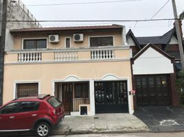 Studio Villa for sale in Buenos Aires, Moron, Buenos Aires