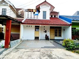 4 Kamar Vila for sale in Bekasi, West Jawa, Lemahabang, Bekasi