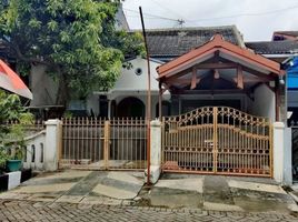 6 Bedroom Villa for sale in Jambangan, Surabaya, Jambangan