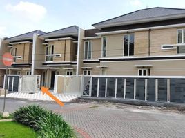 5 Schlafzimmer Haus zu verkaufen in Sukolilo, East Jawa, Sukolilo