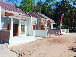 2 Kamar Rumah for sale in Jatinom, Klaten, Jatinom