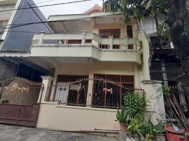 4 Bedroom House for sale in Tandes, Surabaya, Tandes