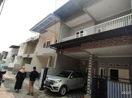 3 Kamar Rumah for sale in Duren Sawit, Jakarta, Duren Sawit