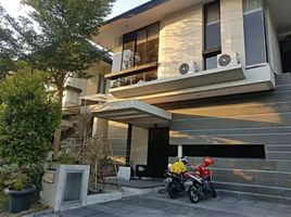 5 Bedroom Villa for sale in Kenjeran, Surabaya, Kenjeran