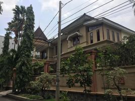 5 Bedroom House for sale in Siloam Hospitals Surabaya, Gubeng, Gubeng