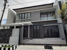 4 Habitación Villa en venta en Kenjeran, East Jawa, Kenjeran