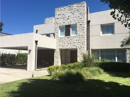 5 Habitación Casa en venta en General Pueyrredon, Buenos Aires, General Pueyrredon