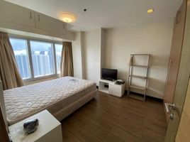 1 Bedroom Condo for sale at One Central Makati, Makati City