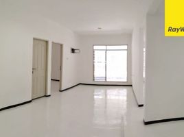 Villa 3 chambre à vendre à Dukuhpakis, East Jawa, Dukuhpakis