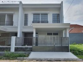 4 Habitación Villa en venta en Mulyorejo, East Jawa, Mulyorejo