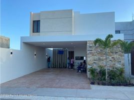 4 Schlafzimmer Haus zu verkaufen in Kanasin, Yucatan, Kanasin