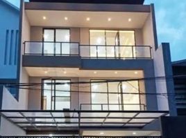 Villa 4 chambre à vendre à Mulyorejo, East Jawa, Mulyorejo, Surabaya, East Jawa