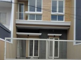 4 Habitación Casa en venta en Tambaksari, East Jawa, Tambaksari