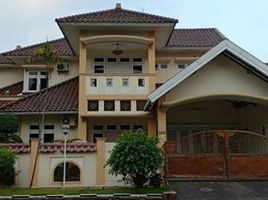 7 Bedroom House for sale in Sidoarjo, East Jawa, Waru, Sidoarjo