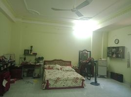 5 Phòng ngủ Nhà mặt tiền for rent in Nguyen Cu Trinh, Quận 1, Nguyen Cu Trinh