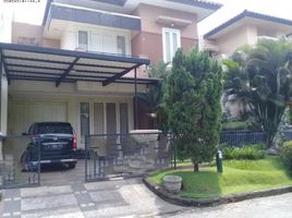4 Schlafzimmer Villa zu verkaufen in Sukolilo, East Jawa, Sukolilo