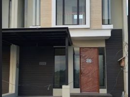 2 Schlafzimmer Villa zu verkaufen in Lakarsantri, East Jawa, Lakarsantri