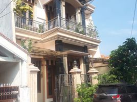 4 Schlafzimmer Haus zu verkaufen in Benowo, East Jawa, Benowo