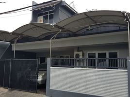 2 Bedroom House for sale in Dukuhpakis, Surabaya, Dukuhpakis