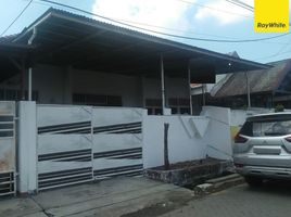 4 Bedroom House for sale in Dukuhpakis, Surabaya, Dukuhpakis