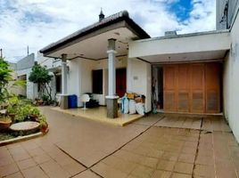 6 Bedroom House for sale in Dukuhpakis, Surabaya, Dukuhpakis