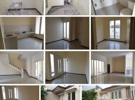 4 Schlafzimmer Villa zu verkaufen in Mulyorejo, East Jawa, Mulyorejo