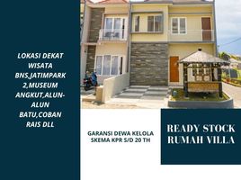 4 Bedroom House for sale in Gayungan, Surabaya, Gayungan