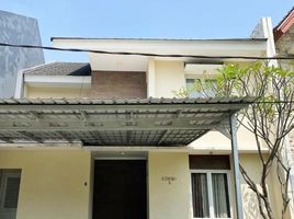 4 Kamar Vila for rent in Lemahabang, Bekasi, Lemahabang