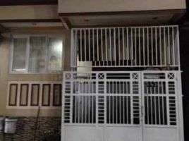 3 Kamar Vila for sale in Cipondoh, Tangerang, Cipondoh