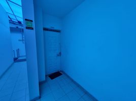 35 m2 Office for rent in Centro Artesanal Plaza Bolivar, Bogota, Bogota