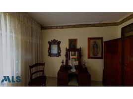 5 Bedroom Villa for sale in Antioquia Museum, Medellin, Medellin