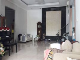  House for sale in Gayungan, Surabaya, Gayungan