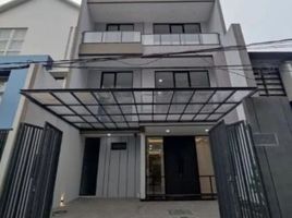 4 Habitación Villa en venta en Mulyorejo, East Jawa, Mulyorejo