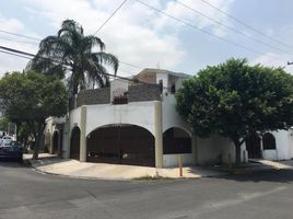 8 Habitación Casa en venta en Monterrey, Nuevo León, Monterrey, Nuevo León