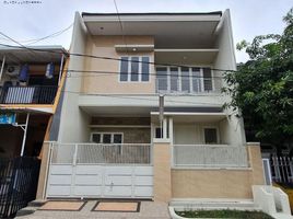 3 Kamar Vila for sale in Tegal Sari, Surabaya, Tegal Sari