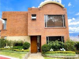 4 Bedroom House for sale in Bogota, Cundinamarca, Bogota